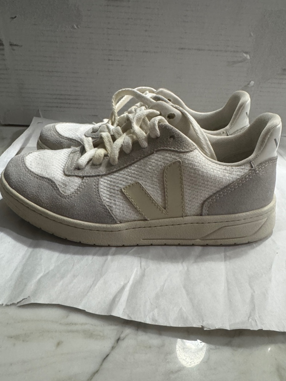 Veja Off-White and Light Gray Low-Top Sneakers - Picture 3 of 10